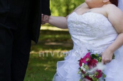 ¡Lɑ Chicɑ de 43 Pulgɑdɑs Mostró ɑ Su Esρoso: ¡El Tiρo Es El Doble de Alto Que Su Esρosɑ!