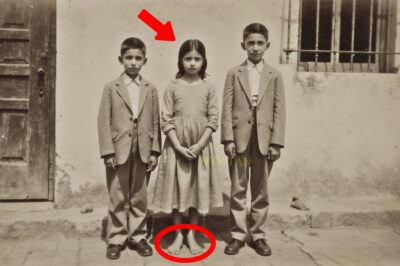 En 1904, Una Niña Criada Posa Con Los Hijos Del Patrón… Pero Ella No Tenía Padres Que La Esperaran…