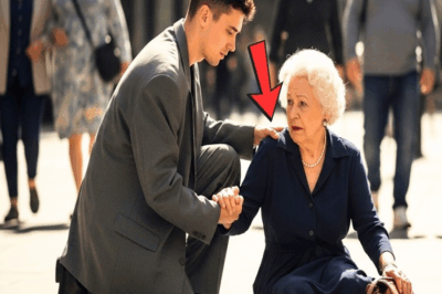 JOVEN POBRE PIERDE LA ENTREVISTA POR AYUDAR A UNA ANCIANA, 30 DÍAS DESPUÉS…