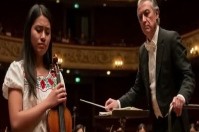 Un director de orquesta desafía a una joven mexicana a tocar… pero su solo detiene el concierto