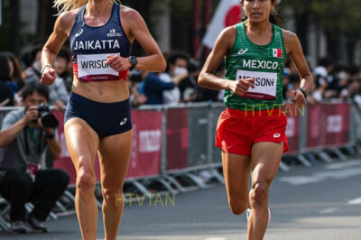 “¿México? Solo corre detrás de la migra” se burló la estadounidense… y la mexicana la humilló con un…