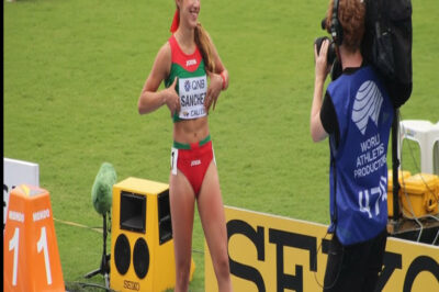 SU AFICIÓN GRITABA “¡QUEREMOS MÁS RIVALES!”: HASTA QUE UNA MEXICANA SE PLANTÓ Y LES DIO MÁS DE…