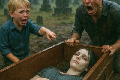 Solo una hora después del entierro, un niño de 7 años rogó entre lágrimas que su padre desenterrara la tumba de su madre — y cuando finalmente abrieron el ataúd, el silencio que siguió fue tan profundo que hasta el viento pareció detenerse