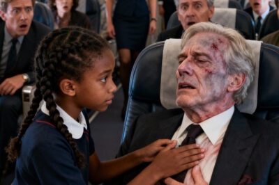 Una pobre niña negra de 12 años salvó a un millonario en un avión después de que él tuvo un derrame cerebral — pero lo que él le susurró a continuación la hizo romper a llorar…