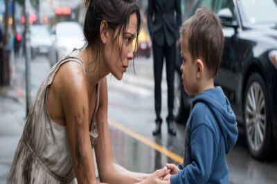 MENDIGA AYUDA A NIÑO LLORANDO SIN SABER QUE SU PADRE MILLONARIO LA OBSERVABA